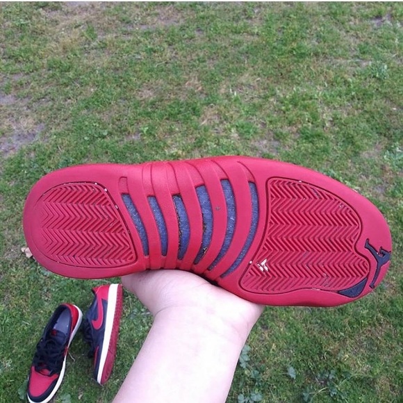 Jordan 12 gym red - Picture 2 of 4